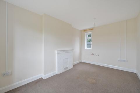 undefined, Oaks Track, Carshalton, SM5