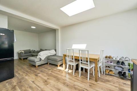 undefined, Sunray Avenue, Surbiton, KT5