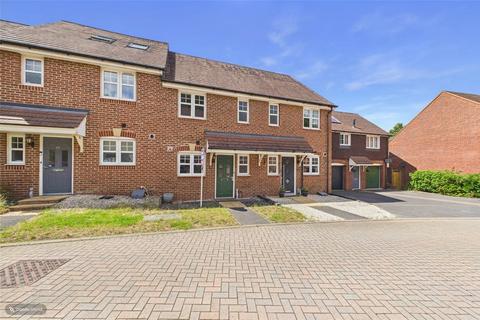 2 bedroom terraced house for sale, Gomer Road, Surrey GU19