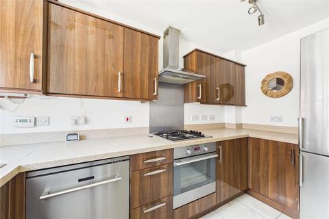 2 bedroom terraced house for sale, Gomer Road, Surrey GU19