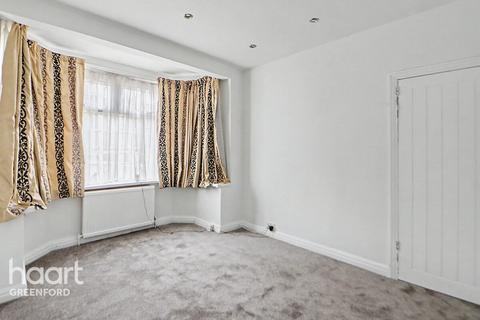 5 bedroom semi-detached house for sale, Westbury Avenue, Southall