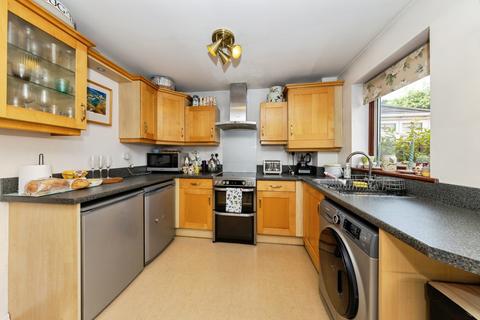 3 bedroom detached house for sale, Lon Y Plas, Carmarthen SA31