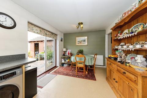 3 bedroom detached house for sale, Lon Y Plas, Carmarthen SA31