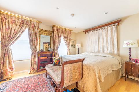 4 bedroom maisonette for sale, Penzance Place, Holland Park, London, W11