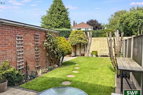 3 bedroom semi-detached house for sale, Church Road, Bradmore,