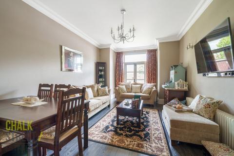 4 bedroom detached house for sale, Stanley Road, Hornchurch, RM12