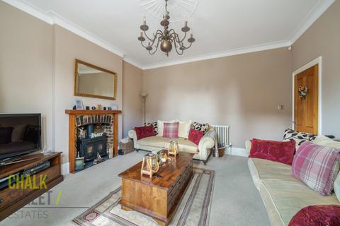 4 bedroom detached house for sale, Stanley Road, Hornchurch, RM12
