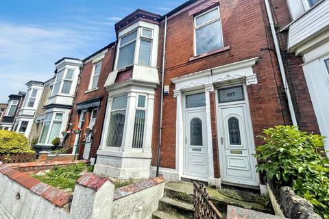 2 bedroom ground floor flat for sale, Stanhope Road, West Harton, South Shields, Tyne and Wear, NE33 4SS
