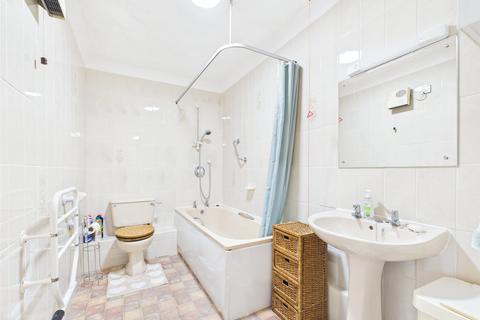 2 bedroom retirement property for sale, Wortley Road, Highcliffe, Christchurch, Dorset, BH23