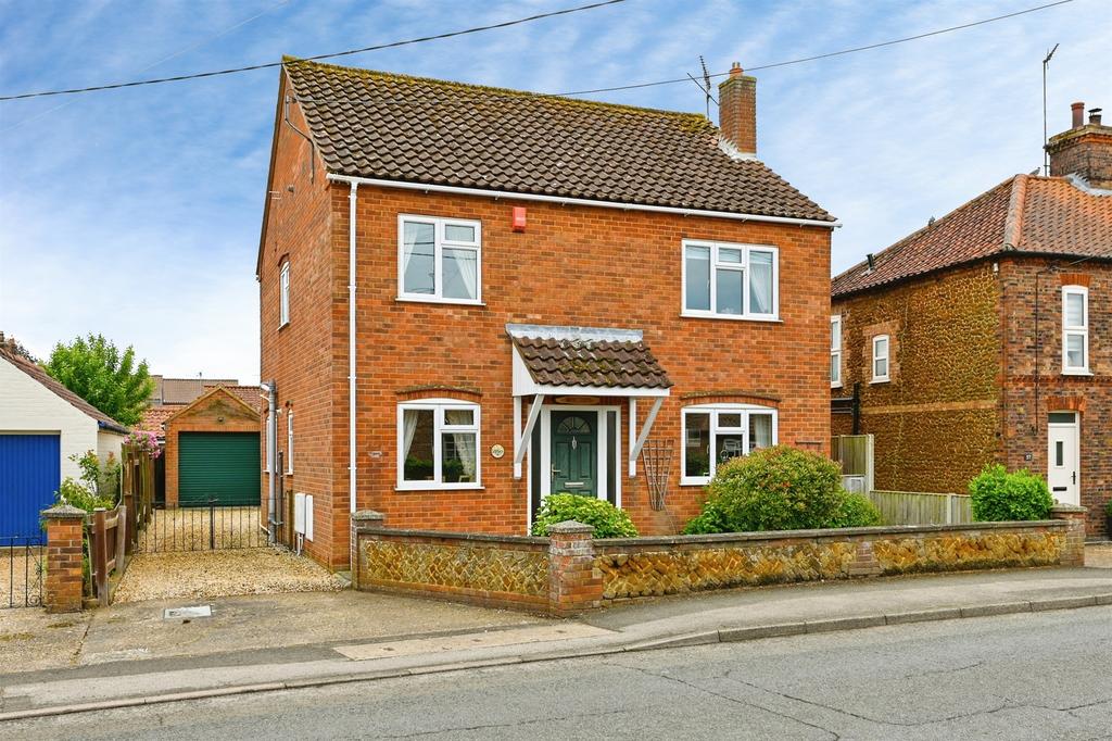 3 bedroom detached house for sale