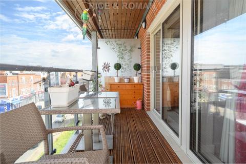 undefined, New Zealand Avenue, Walton On Thames KT12