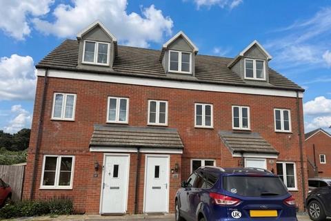 Terraced house - Lee Road, Northampton NN5