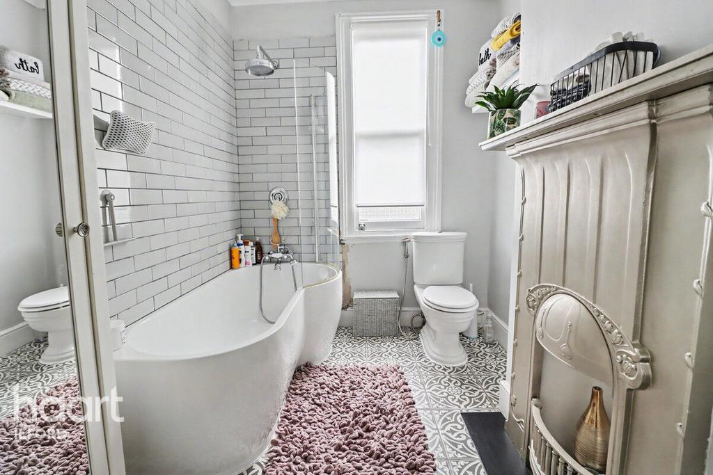 Bathroom, fireplace