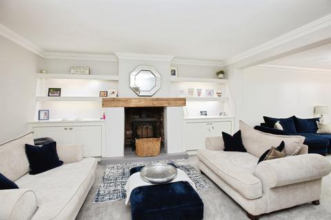 5 bedroom detached house for sale, Cansiron Lane, Ashurst Wood, East Grinstead