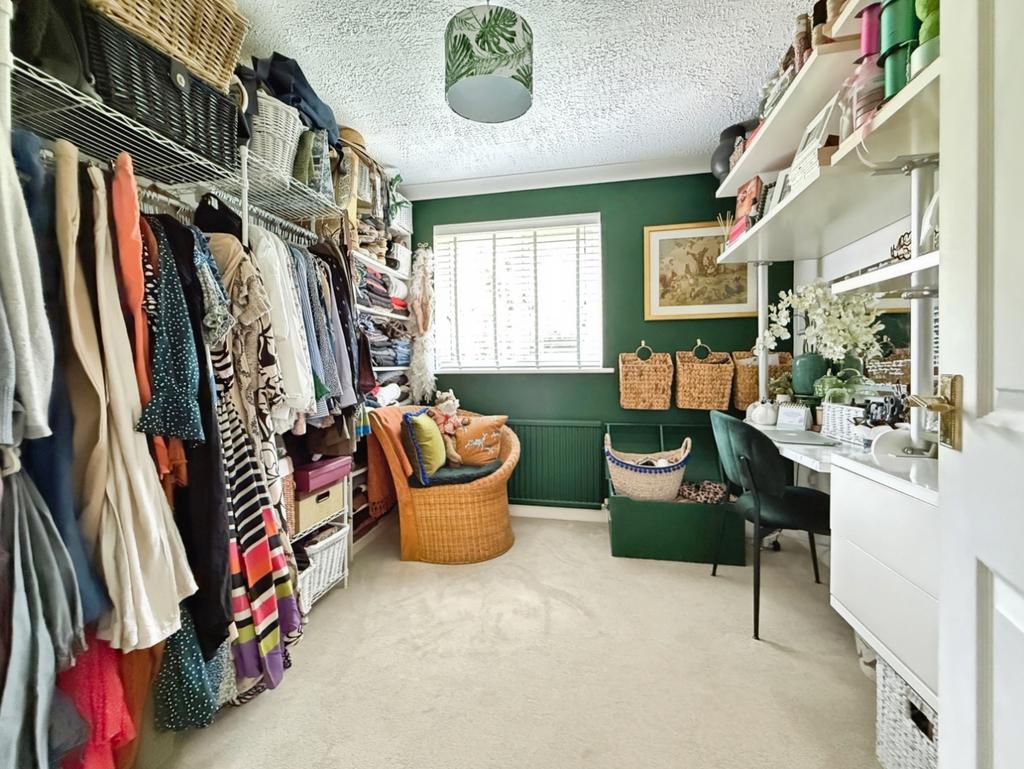 Walk-in wardrobe