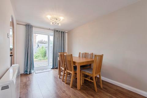 3 bedroom end of terrace house for sale, Eliot Road, Royston