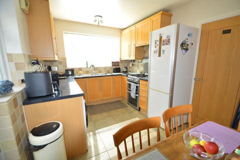 4 bedroom detached house for sale, Mandeville Drive, Surbiton KT6