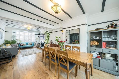 4 bedroom detached house for sale, Raeburn Avenue, Surbiton KT5