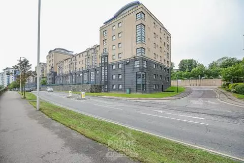 2 bedroom property for sale