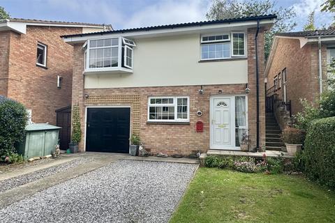 4 bedroom house for sale, Hazel Avenue, Braunton EX33