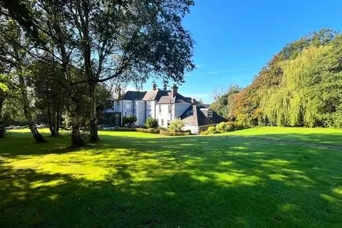 7 bedroom detached house for sale – pohled 3