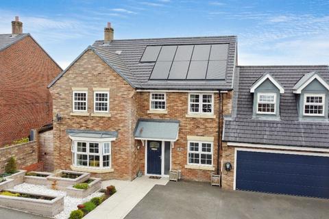 4 bedroom detached house for sale, Middlewood Close, Barnard Castle
