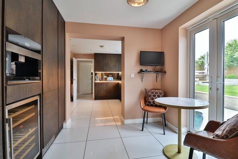 4 bedroom detached house for sale, Middlewood Close, Barnard Castle