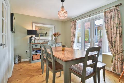 4 bedroom detached house for sale, Middlewood Close, Barnard Castle