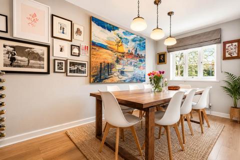 4 bedroom semi-detached house for sale, Page Place, St Albans