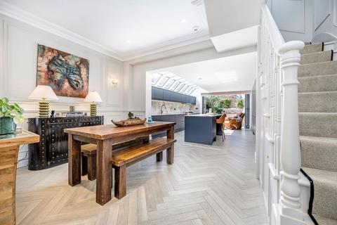 3 bedroom end of terrace house for sale, Dale Street, London W4