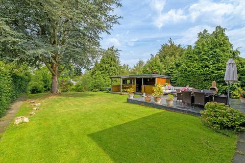 3 bedroom detached house for sale, Orchard Close, Frodsham, WA6