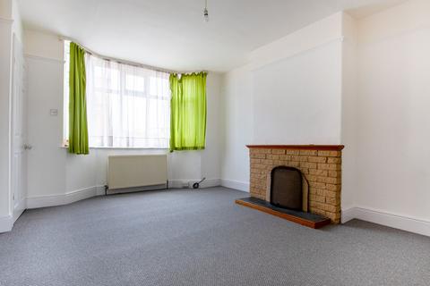 2 bedroom terraced house to rent, Mill Road, Wellingborough, NN8