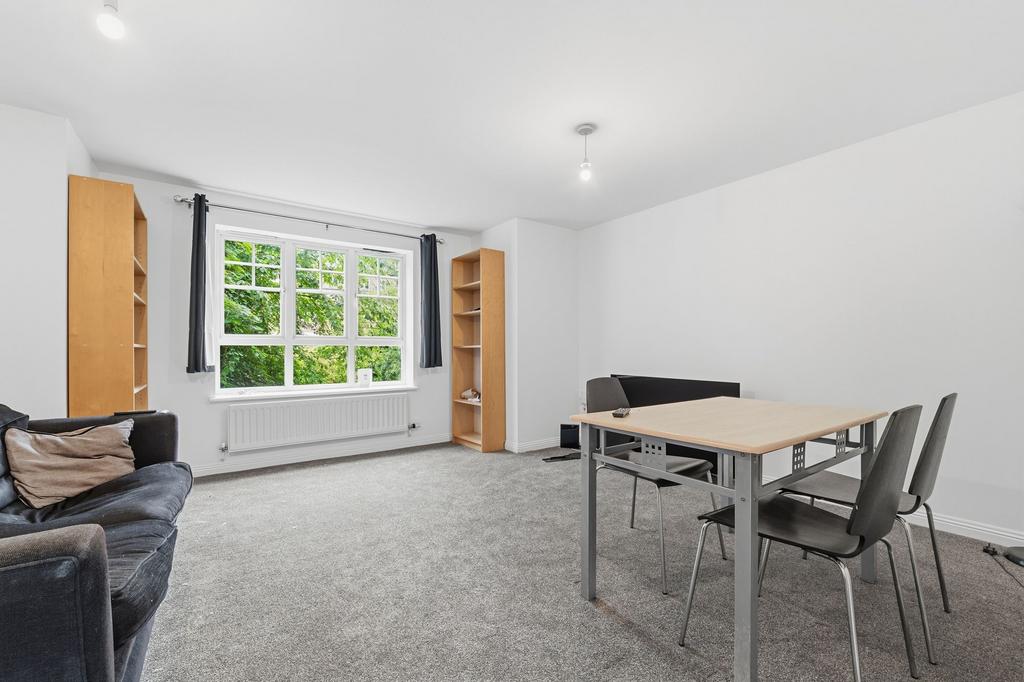 Apartment in Nottingham, The Park - View 3