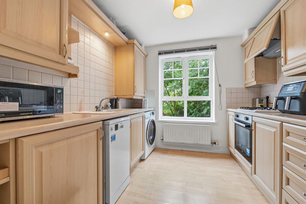 Apartment in Nottingham, The Park - View 5