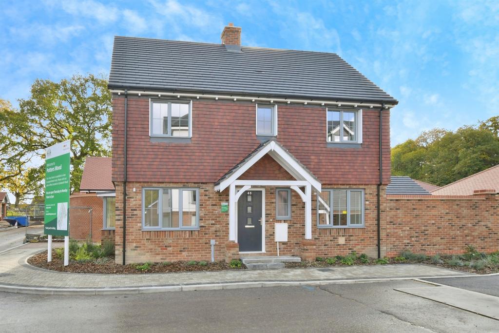3 bedroom detached house for sale