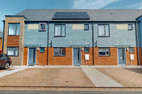 3 bedroom terraced house for sale, College Row, Ashford, TN23