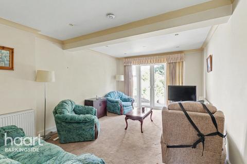 2 bedroom semi-detached bungalow for sale, Tiverton Avenue, Clayhall