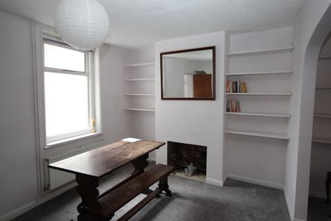 2 bedroom terraced house to rent, Checker Street, King's Lynn, PE30