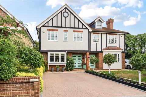 Avondale Avenue, Hinchley Wood, KT10
