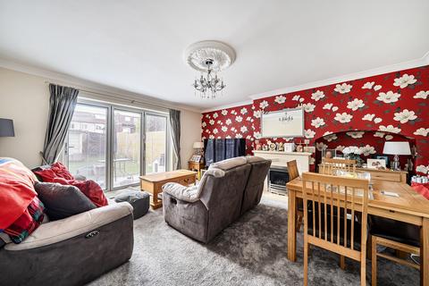 3 bedroom terraced house for sale, Malvern Close, Mitcham CR4