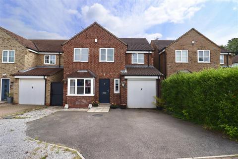 4 bedroom detached house for sale, Linden Close, Gilberdyke, Brough