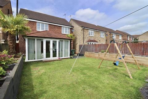 4 bedroom detached house for sale, Linden Close, Gilberdyke, Brough