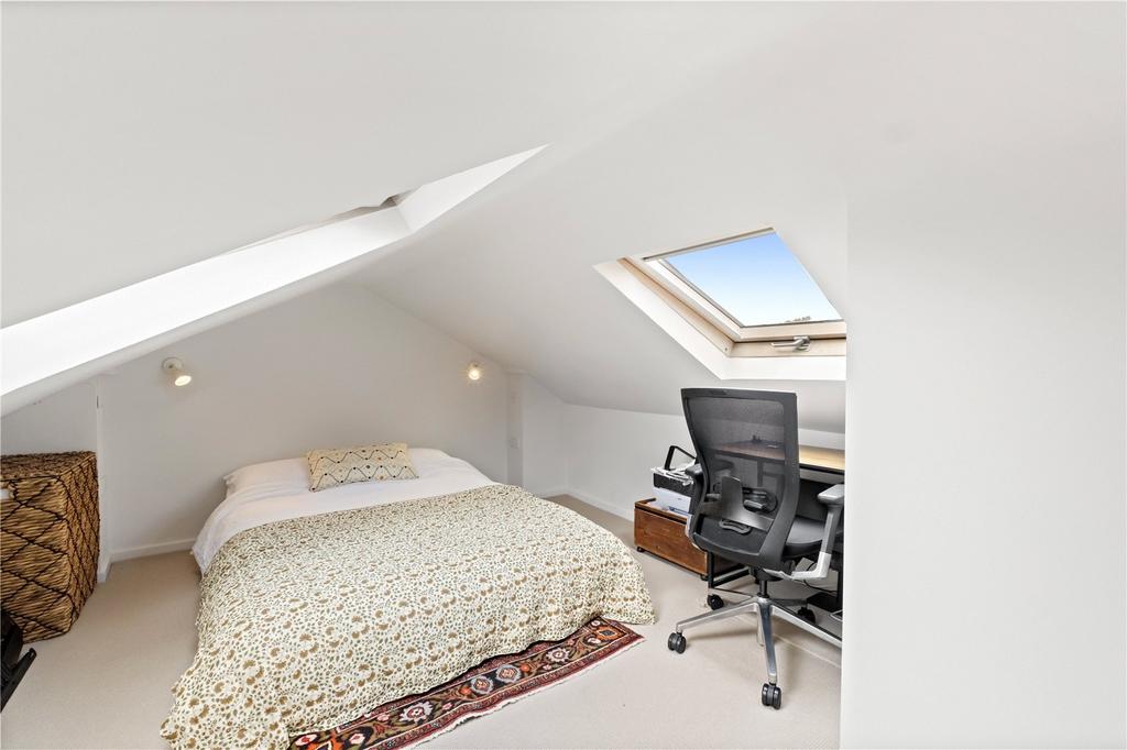 Studio Room