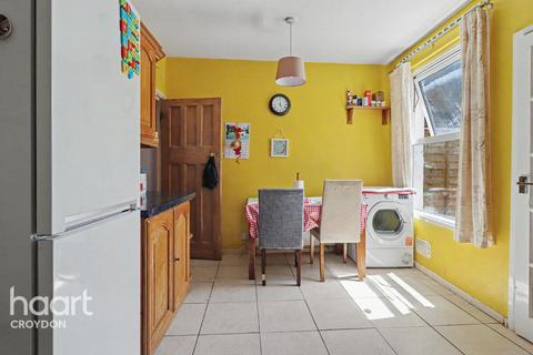 undefined, Howley Road, CROYDON
