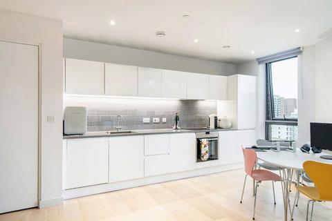 Studio for sale, Admiralty Avenue, London E16