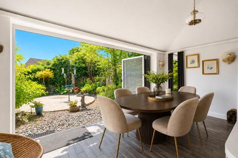 4 bedroom detached house for sale, Cedar Drive, Sunningdale, Berkshire, SL5