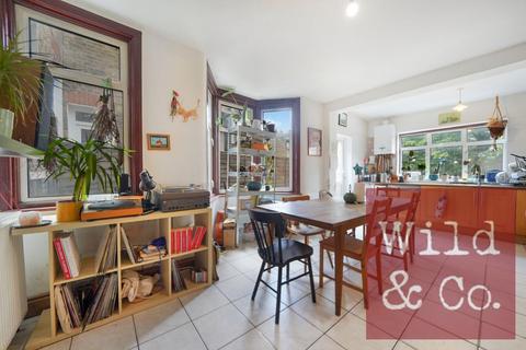 4 bedroom house for sale, Millfields Road, Hackney