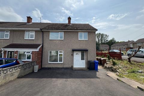 3 bedroom semi-detached house to rent, Priory Close, Ilkeston, DE7