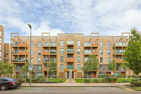 3 bedroom apartment to rent, Lismore Boulevard, London, NW9