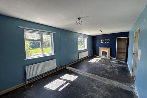3 bedroom semi-detached house for sale, Newtown Crescent, Oakham, LE15